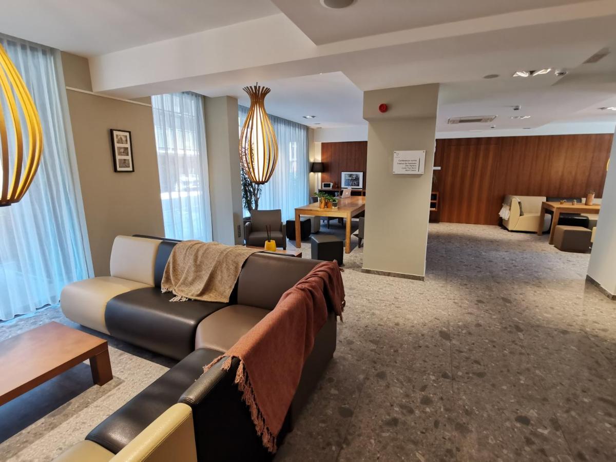 Tower Hotel アールスト エクステリア 写真
