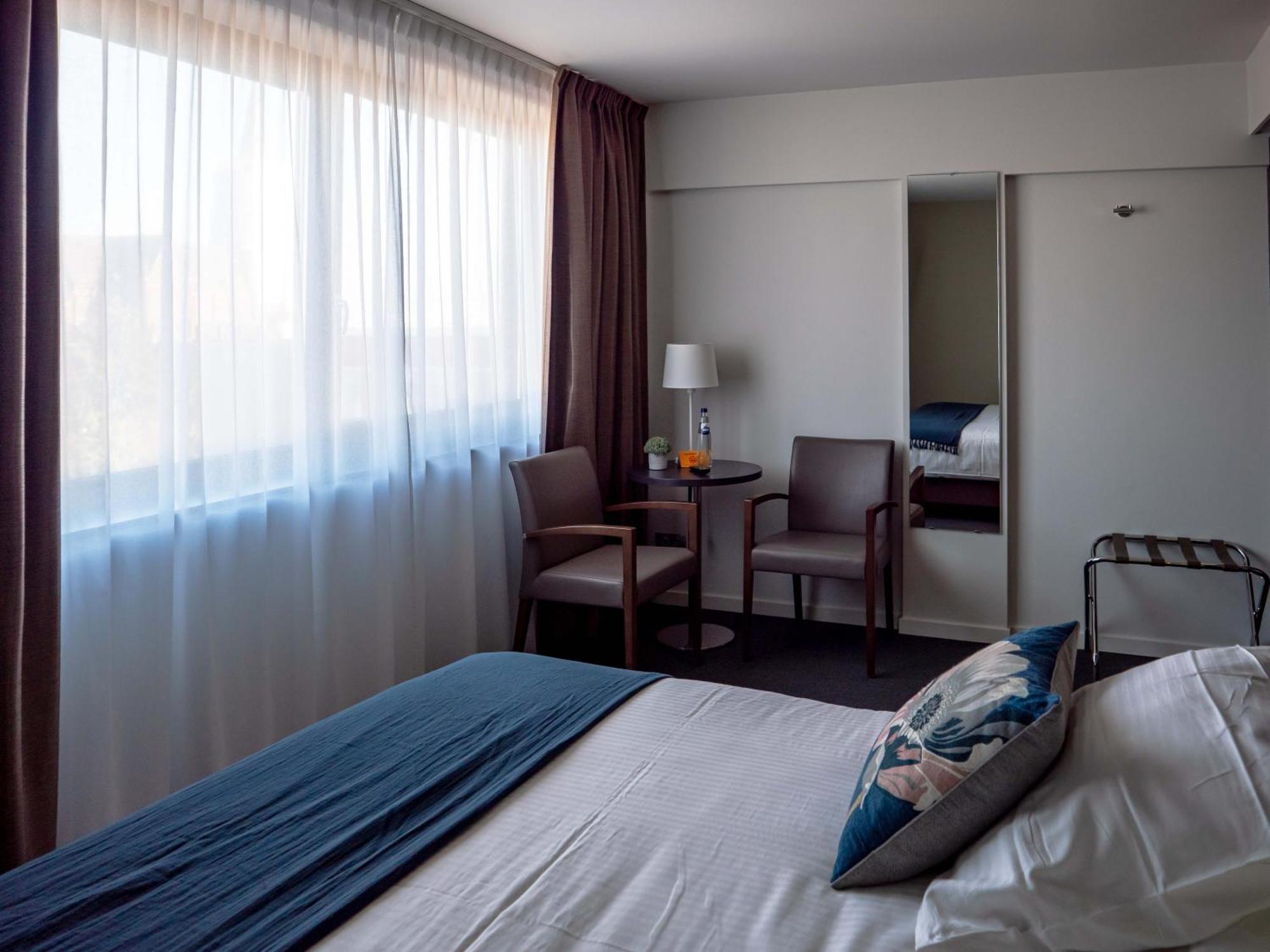 Tower Hotel アールスト エクステリア 写真