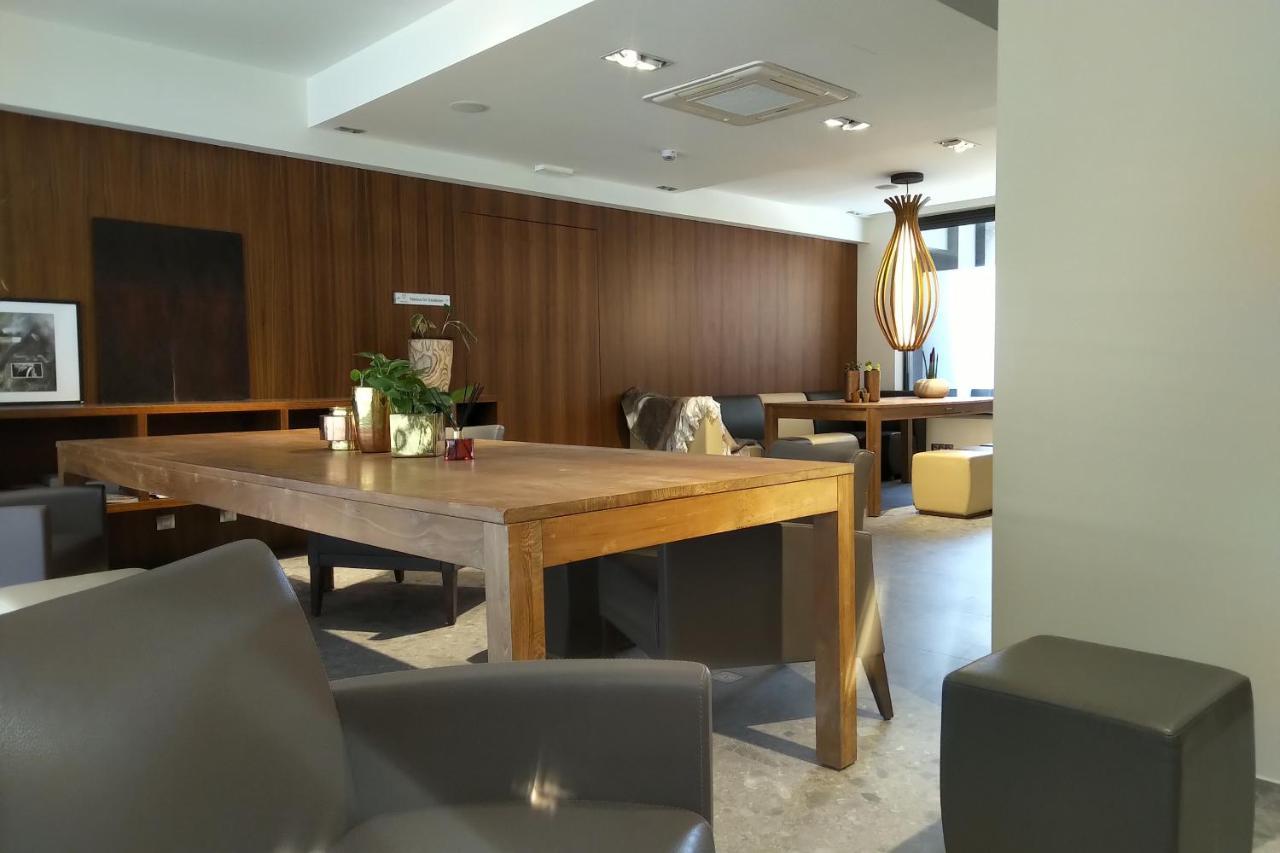 Tower Hotel アールスト エクステリア 写真